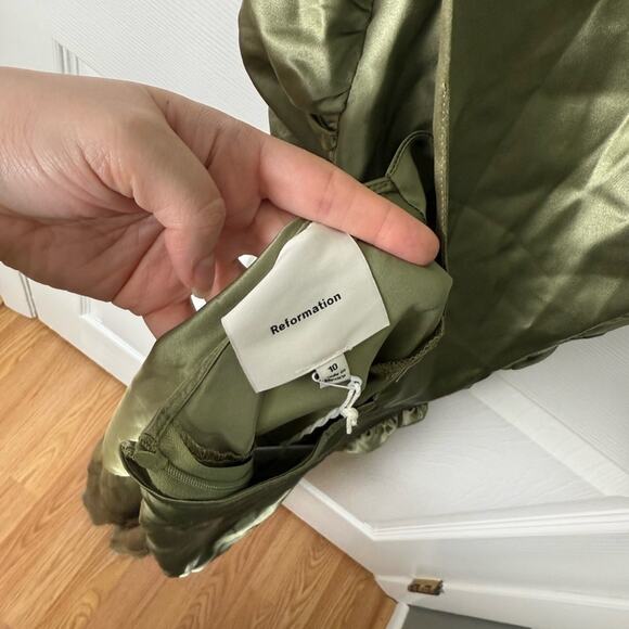 Reformation Casette Silk Dress in Artichoke 10 - Picture 9 of 10